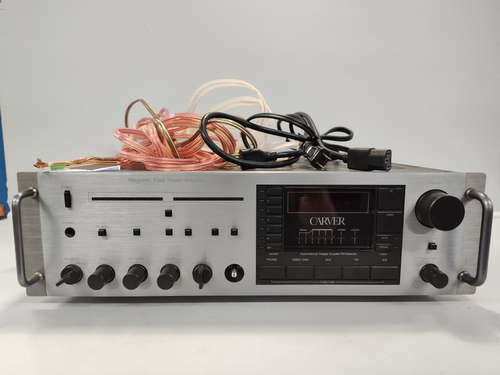 Carver Magnetic Field Power Amplifier