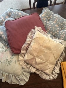 Tablecloth, Pillows, Lap Blankets