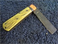 FOLDING KNIFE