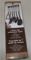 New 7 pc. set Of Kitchen Tools w Rack