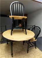 40" Round Dinette Table w/ Chairs