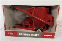 Ertl, Case/IH Grinder Mixer