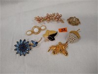 Lot Costume glass & Faux pearls broaches