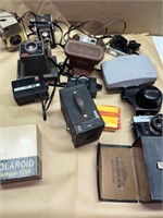 VINTAGE CAMERA LOT - SEE ALL PHOTOS