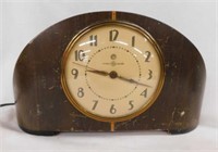 GE art deco wood mantle clock