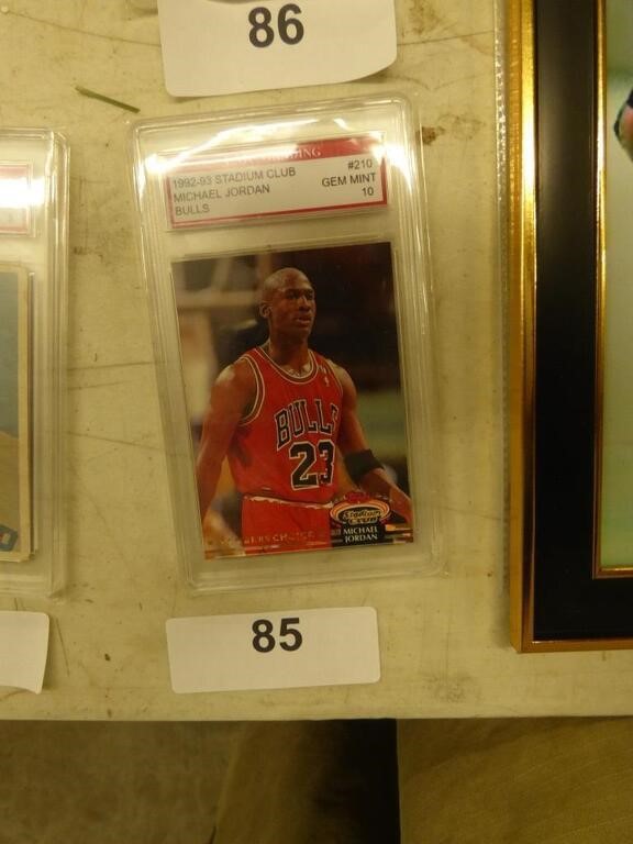 MICHAEL JORDAN  GEM 10 GRADED CARD