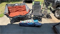 Folding lawn chairs, 4 singles, 1 double