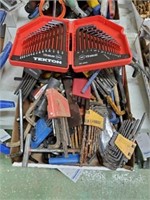 FLAT OF VARIOUS ALLEN WRENCHES