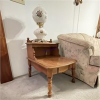 Maple End Table w/ Lamp on Left