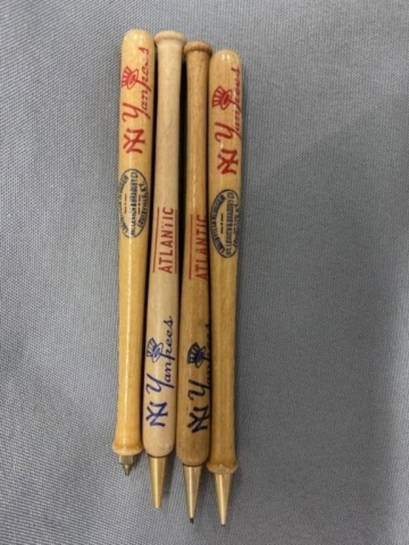 (4) New York Yankees Baseball Bat Pens/Pencils
