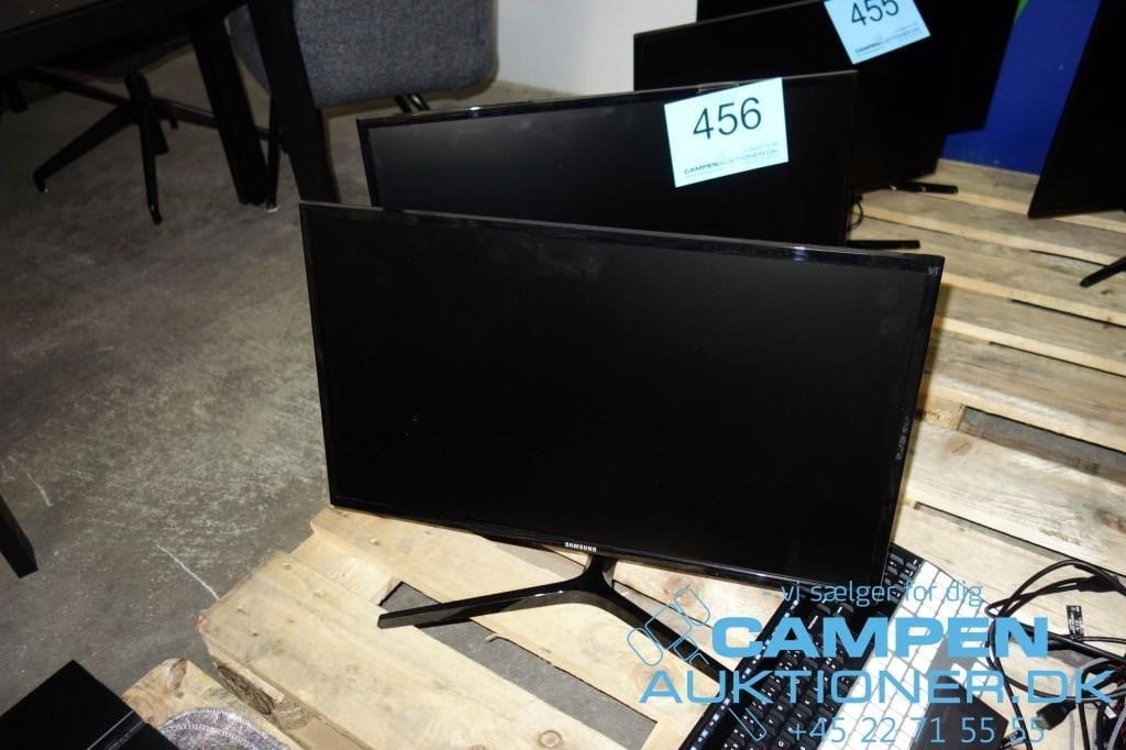 2 Skærm HDMI | Campen Auktioner A/S