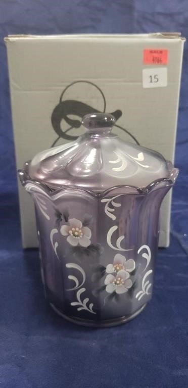 (1) Fenton Violet Box w/ Cover & Box (6" Tall)