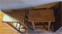 Set 2 wooden bar stools