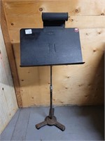 Music stand with light
