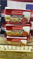 6 Rubbermaid quik seal square containers