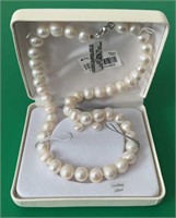 Cultured Pearl Necklace & Earrings