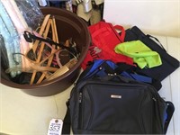 Tub of tote bags, padded & wooden hangers