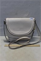 LIKE NEW LADIES PURSE