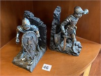 KNIGHT BOOK ENDS