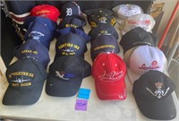 W - MIXED LOT OF HATS (G235)