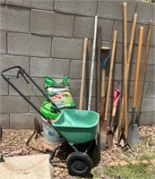 2 Handed Gardening Tools Fertilizer