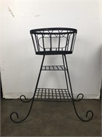 Outdoor metal plant stand