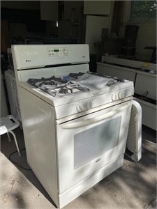 Amana Self Cleaning Oven