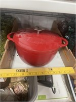 PIONEER WOMAN CAST IRON POT W LID