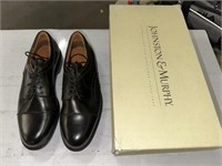 MENS BLACK JOHNSTON AND MURPHY SHOES 9 1/2