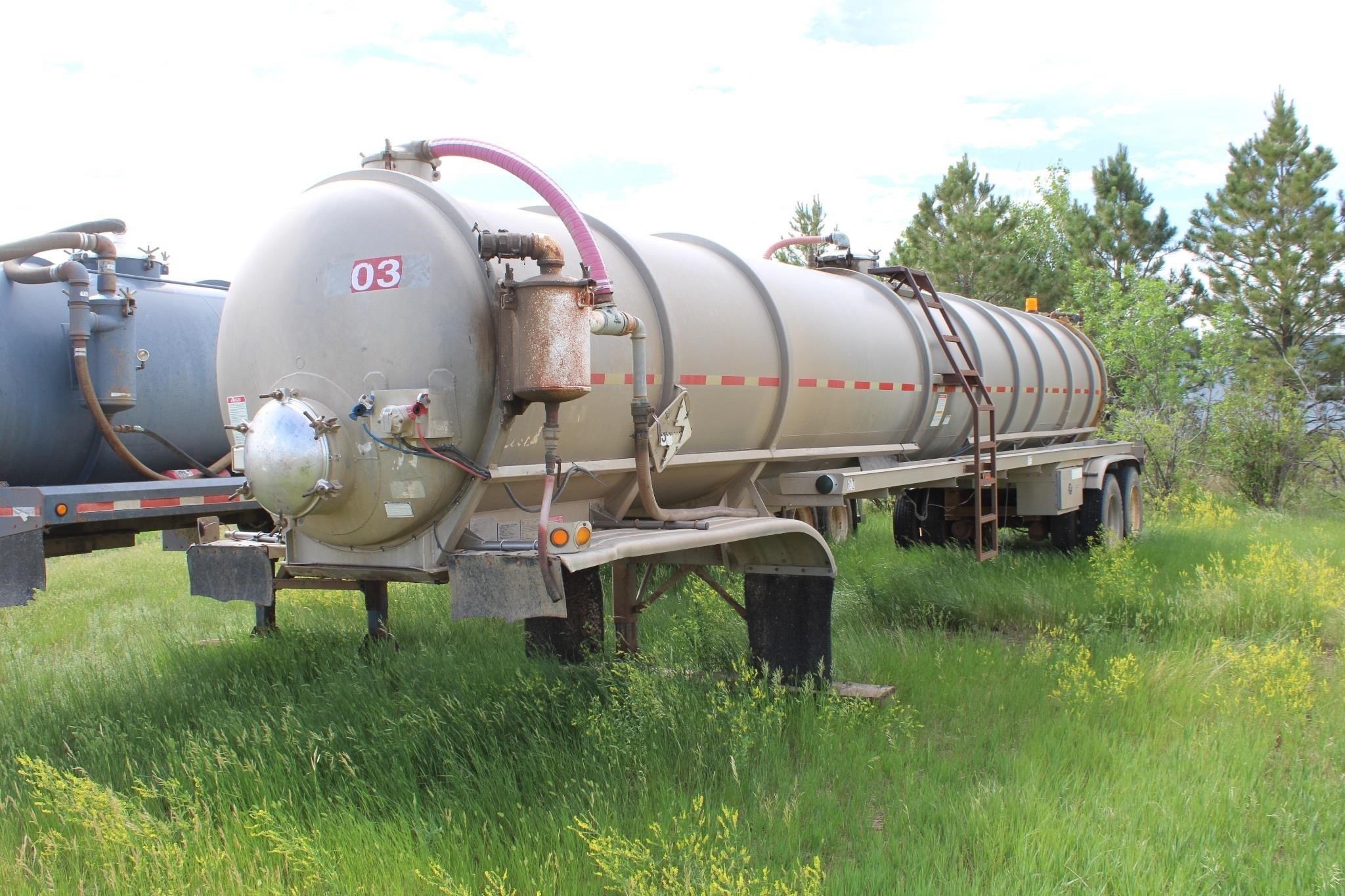 2007 ACRO Aluminum 165 BBL Tanker Trailer