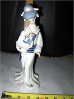 Vtg Porcelain Geisha Girl Figurine 10"