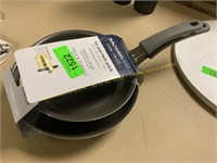 Rachael Ray twin pack frying pans