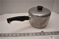 Wear-ever Pot (Chip in Handle)