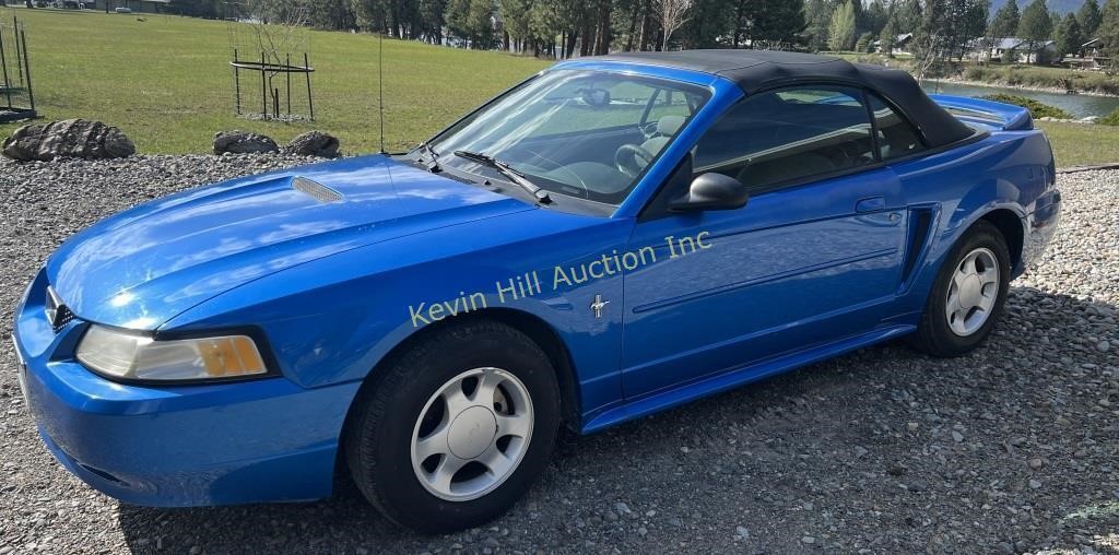 2000 Ford Mustang Convertible