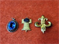 (3) Great Pieces - (1) Pin & (2) Pendants