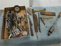 Assrt. of hand tools, measureing tools, wire