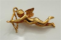 DESIRABLE 10K YELLOW GOLD CHERUB CHARM PENDENT