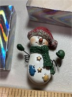Vintage snowman pin in box