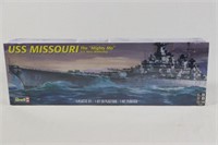 Revell USS Missouri BB-63 Model - 1:535 scale