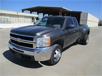 2010 Chevrolet K3500 Pick Up Truck