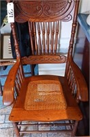 (AS-IS) SINGLE SPINDLE BACK CHAIR WITH A CANE