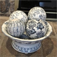 Chinoiserie Orbs Chinese Porcelain Ceramic Spheres