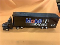 Mobile 1 Racing semi (plastic)