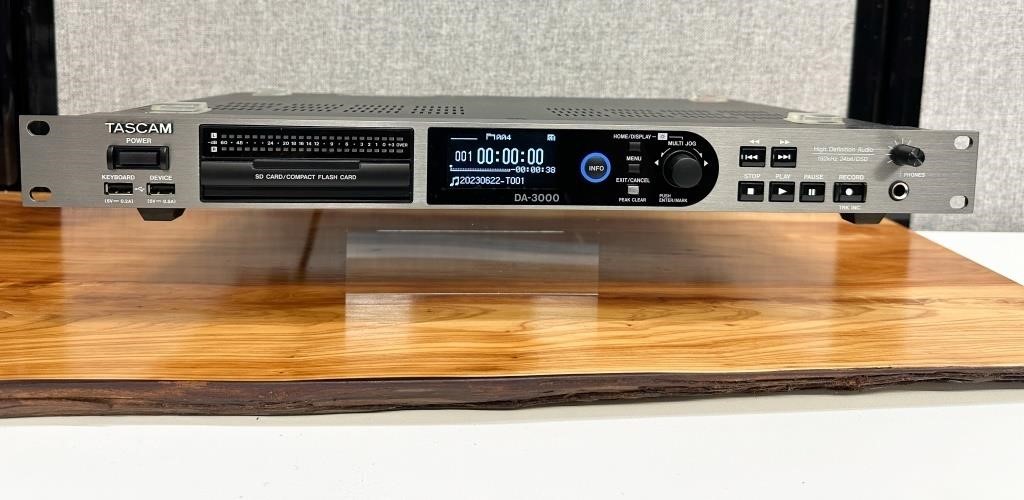 Tascam DA-3000 High Resolution Stereo Master