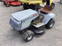 D1. Craftsman lawn tractor 38" deck no battery