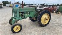 John Deere MT Tractor- Non Operable