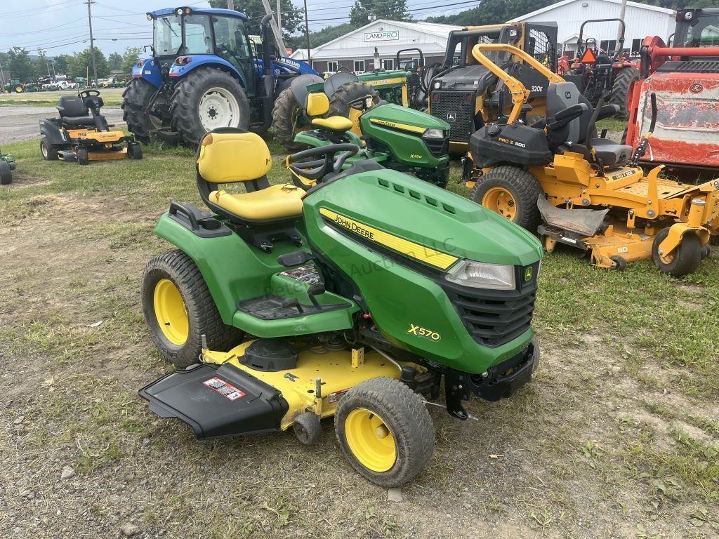 2017 John Deere X570 Lawn Mower