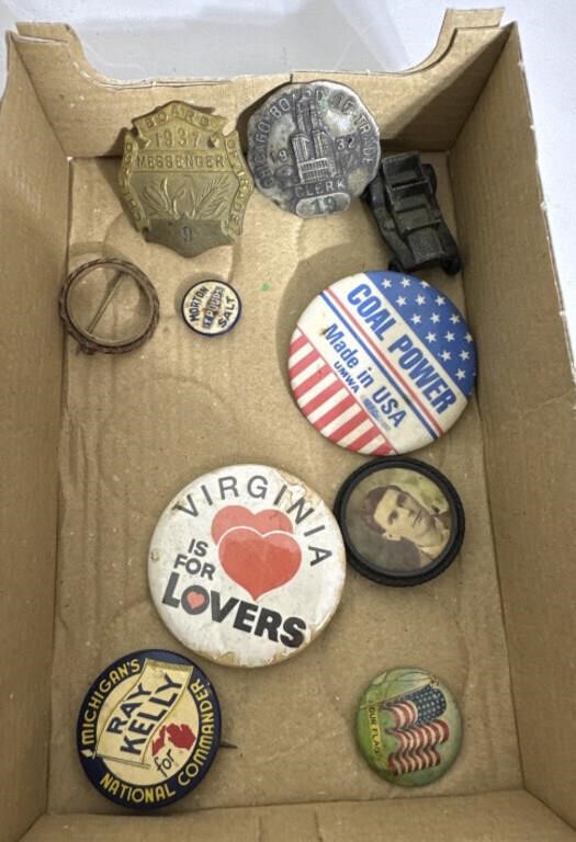 Vintage buttons and badges