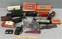 Lionel Train Cars & Accessories