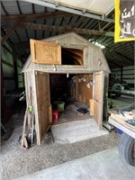 wooden shed buyer responsible for moving